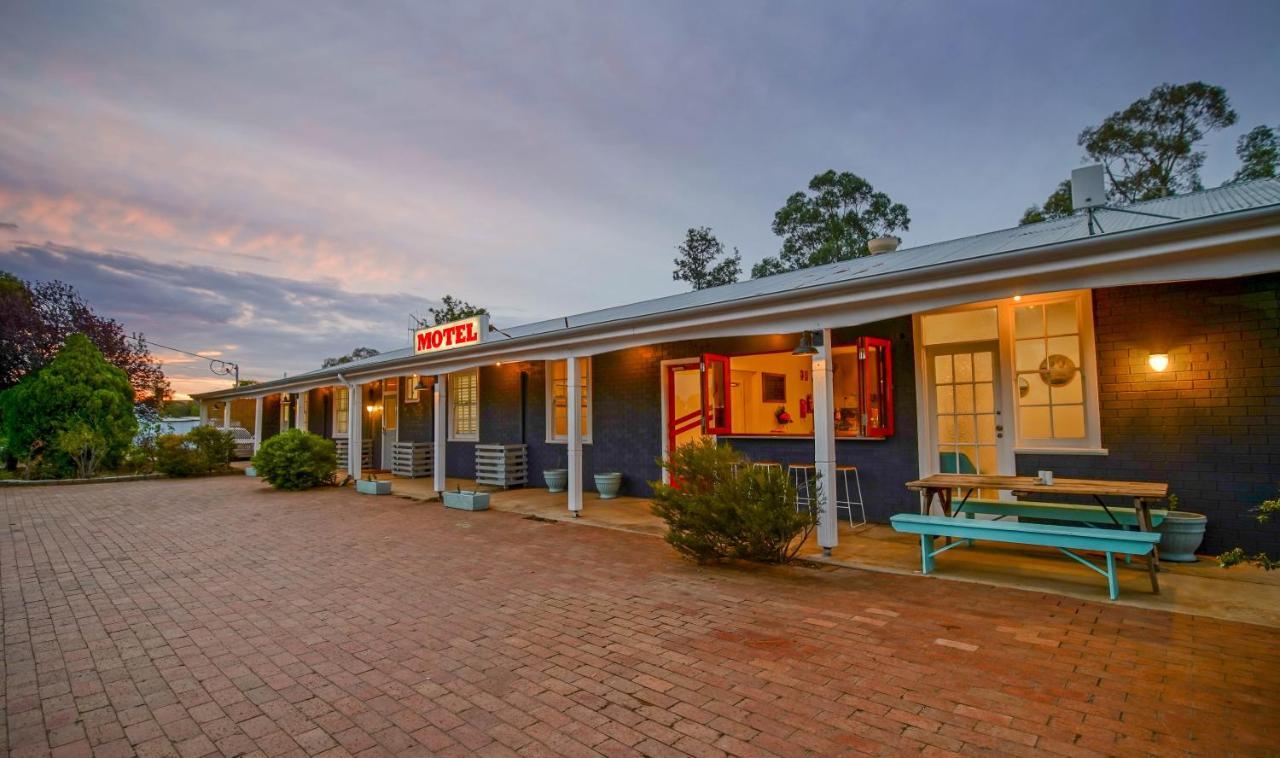 The Platypus Accommodation & Cafe Cudal Exterior foto